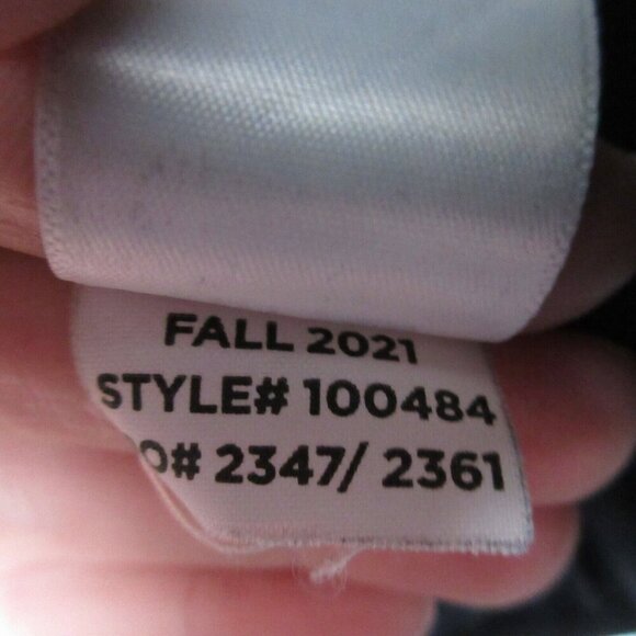 Rhone Tundra Quilted Hooded Jacket Men's M Black Polyester Puffer Jacket 462 - Picture 7 of 16